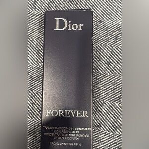 Dior Forever Transfer-Proof 24H Foundation High Perfection | 4.5 W warm
